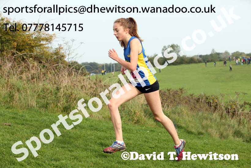 Womens under-17s and 20s Sherman Cup, Temple Park, South Shields. Photo: David T. Hewitson/Sports for All Pics